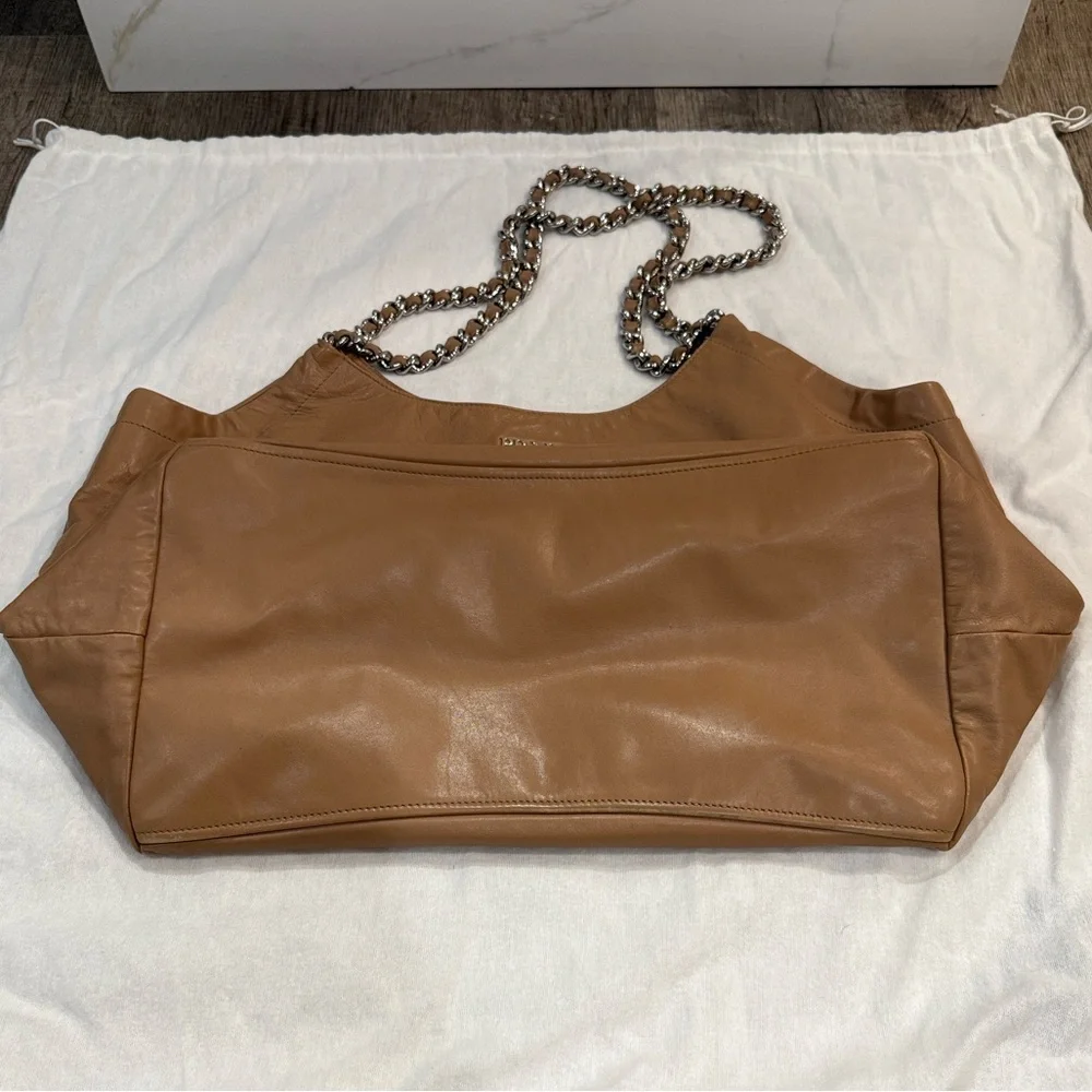 Prada Tan Leather Oversized Tote - Picture 4 of 15
